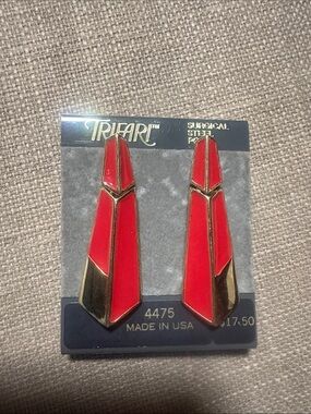 Vintage Trifari Red Enamel Geometric Dangle Earrings on Original Card